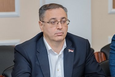 Новый год без фейерверков, но с подарками